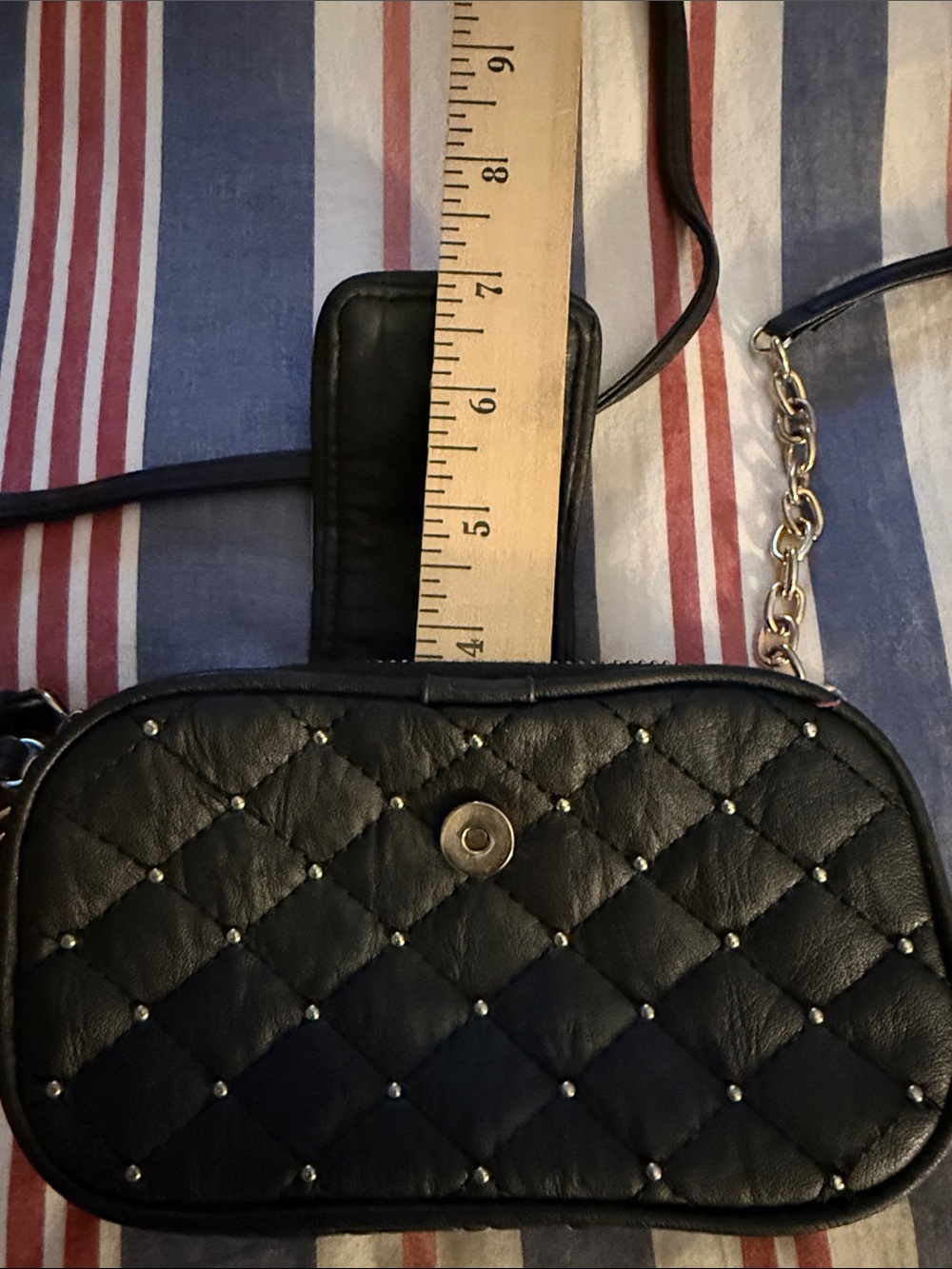Bebe Women’s Crossbody Shoulder Bag/Purse Small Faux Leather Quilted and Studded - Picture 13 of 13